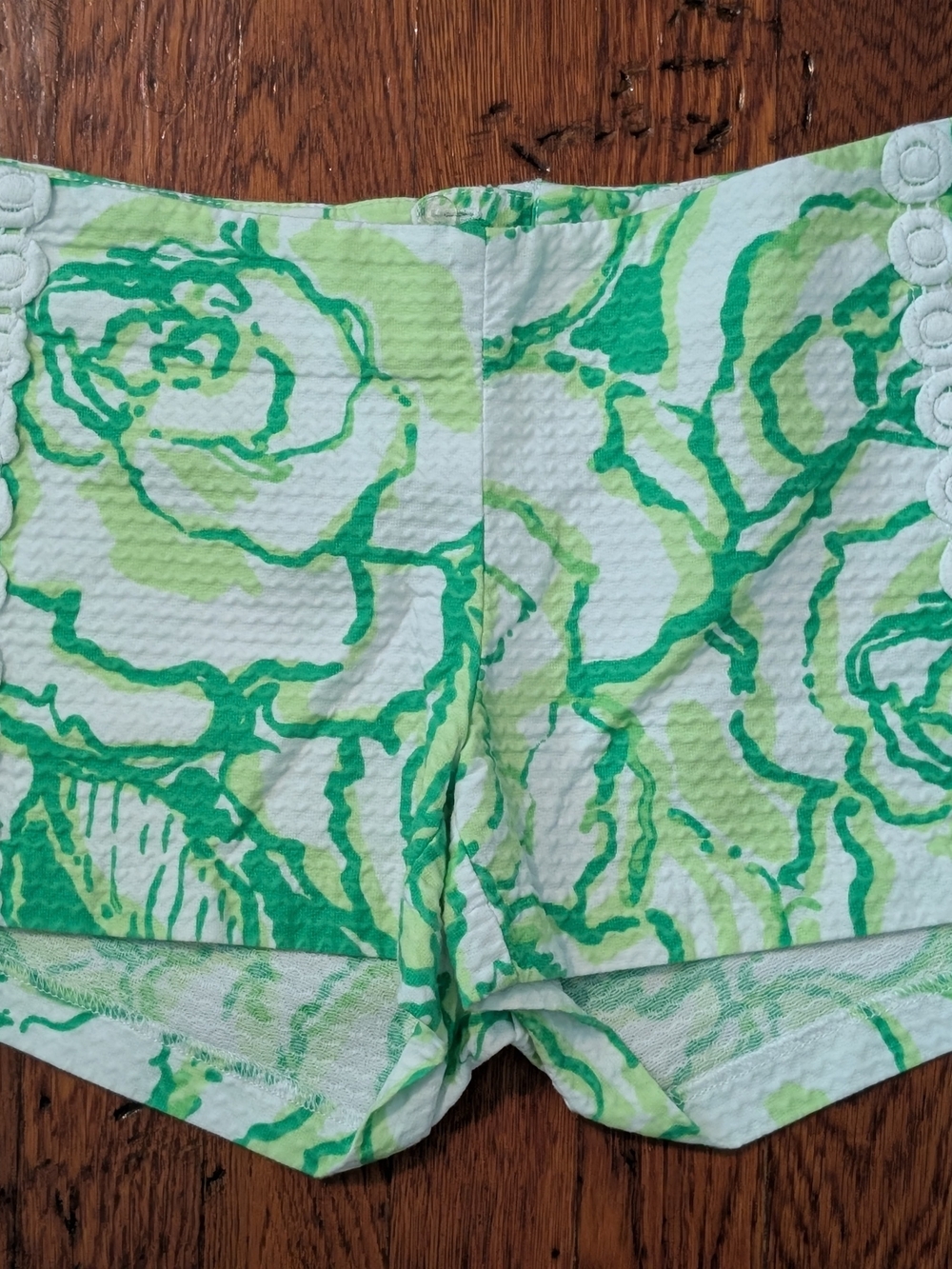 Lilly Pulitzer Green Floral  Women’s Shorts